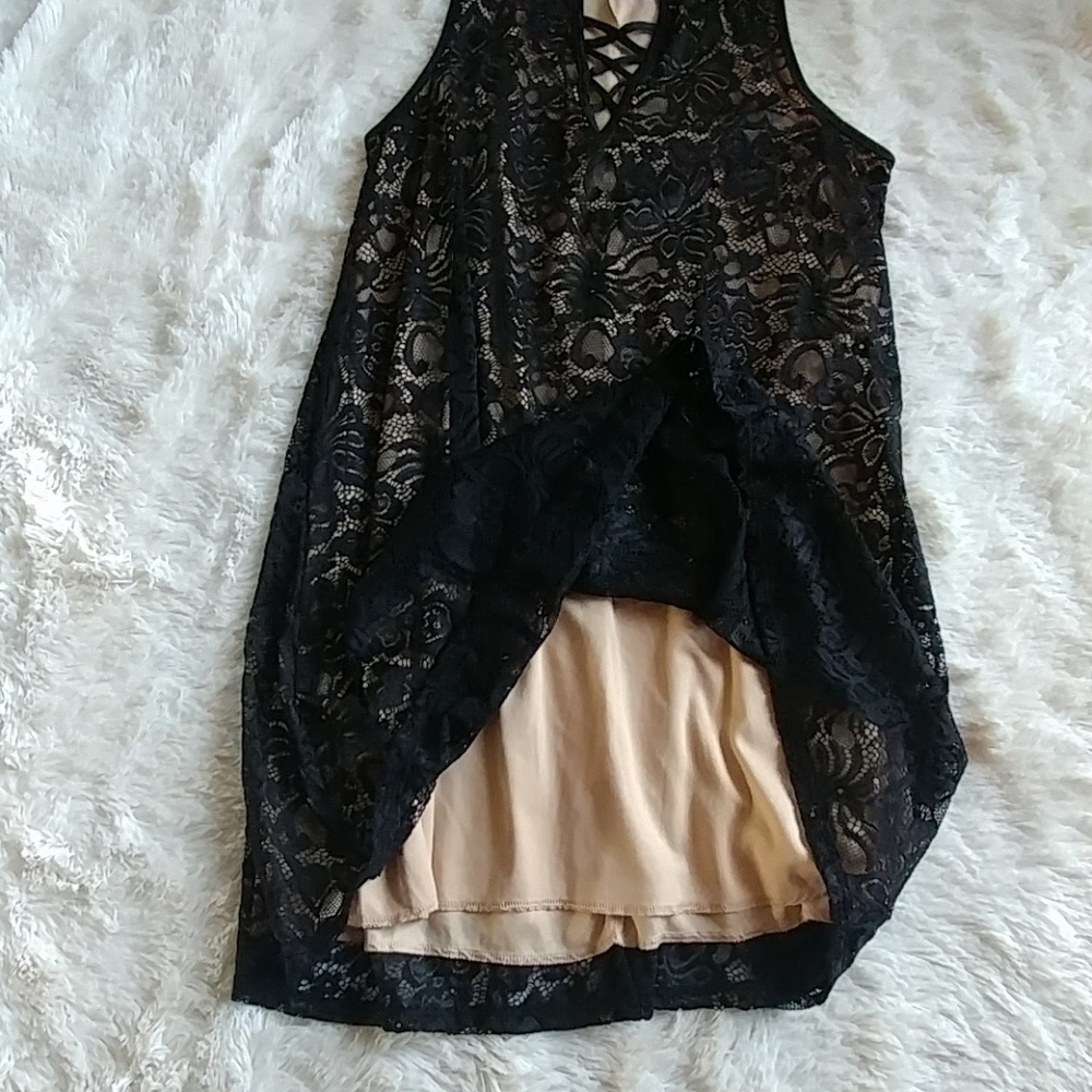 Lace Shift Dress - Picture 7 of 7
